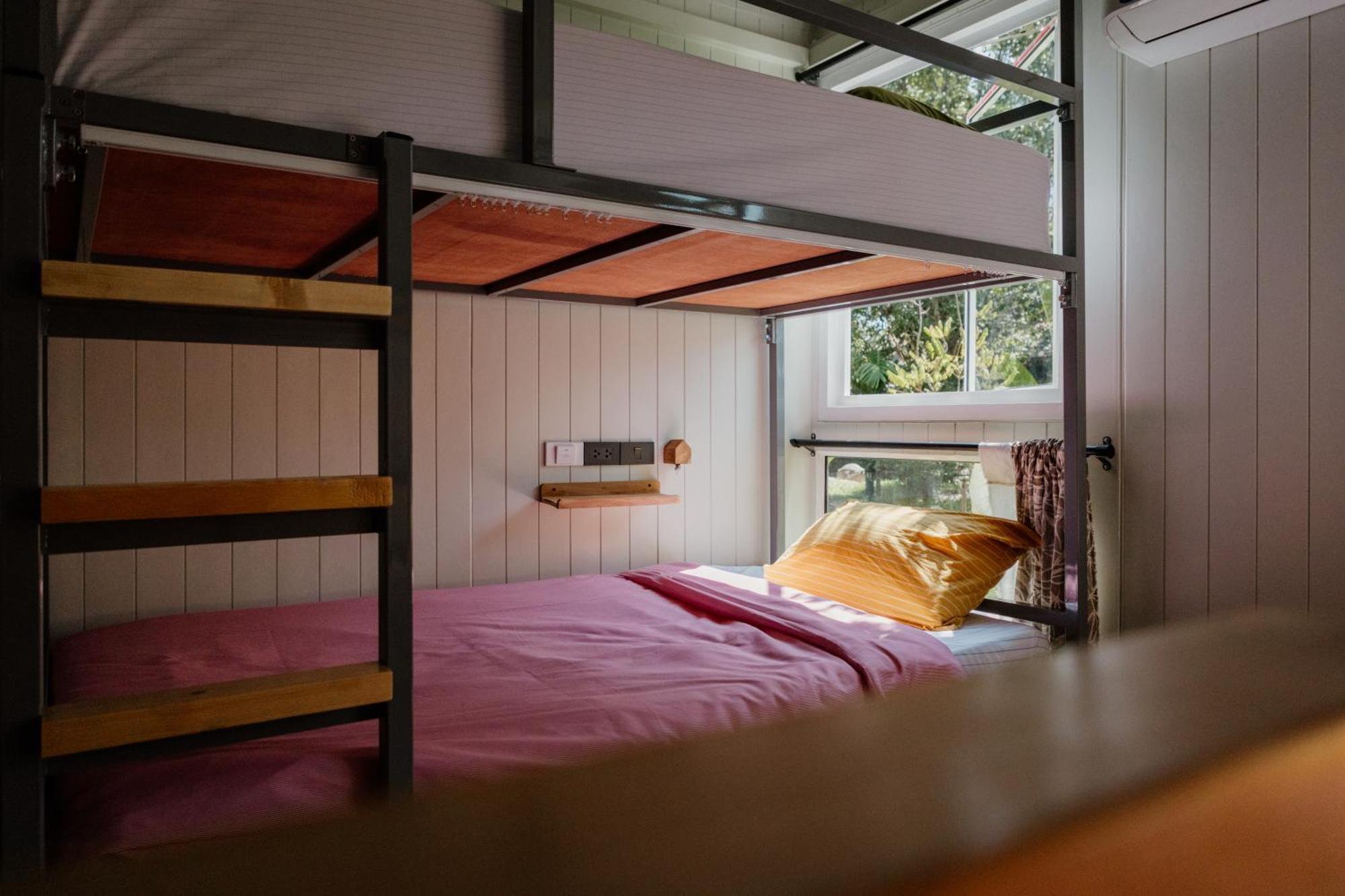 The Yard Hostel Τσιάνγκ Μάι Εξωτερικό φωτογραφία