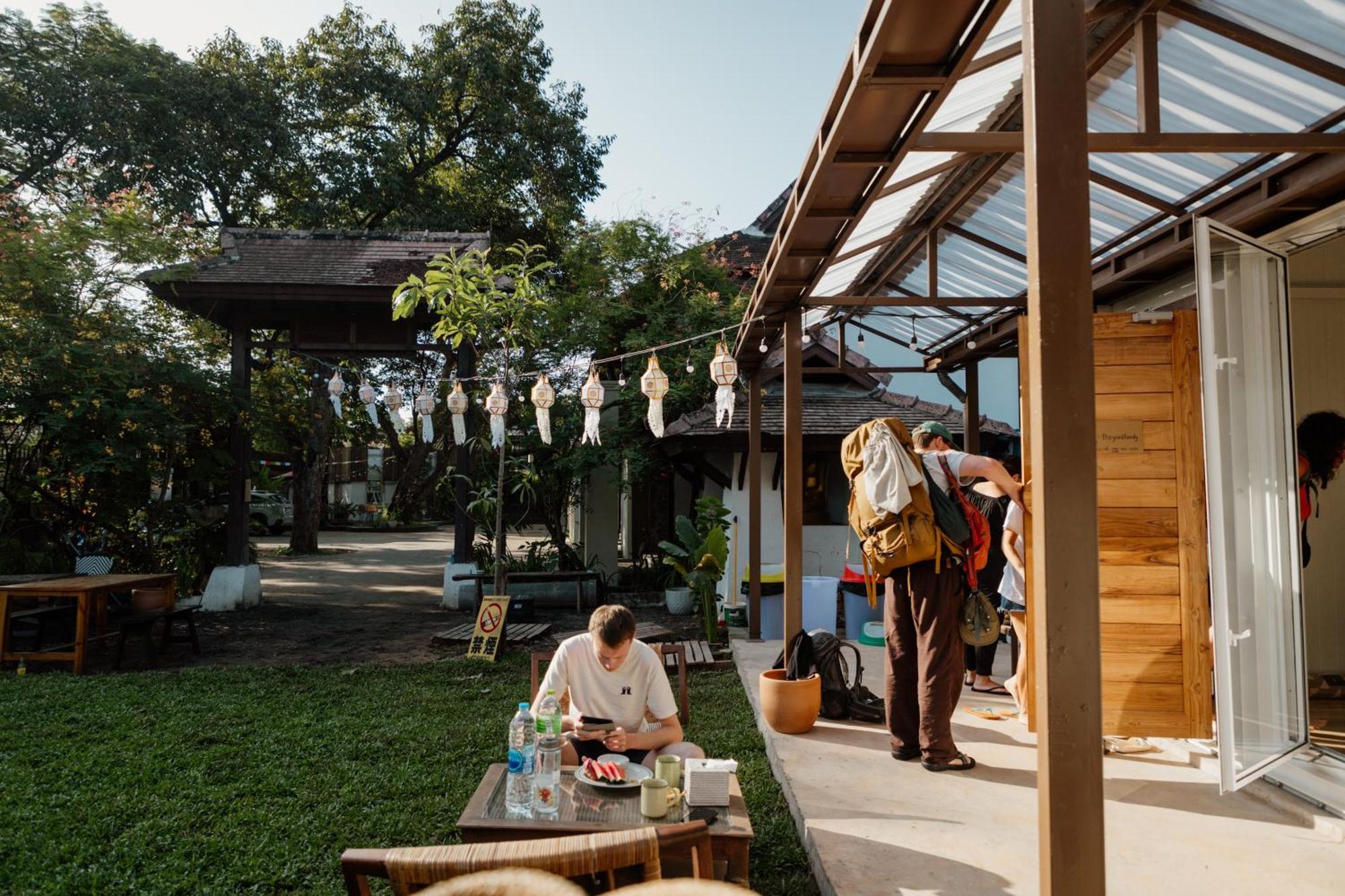 The Yard Hostel Τσιάνγκ Μάι Εξωτερικό φωτογραφία