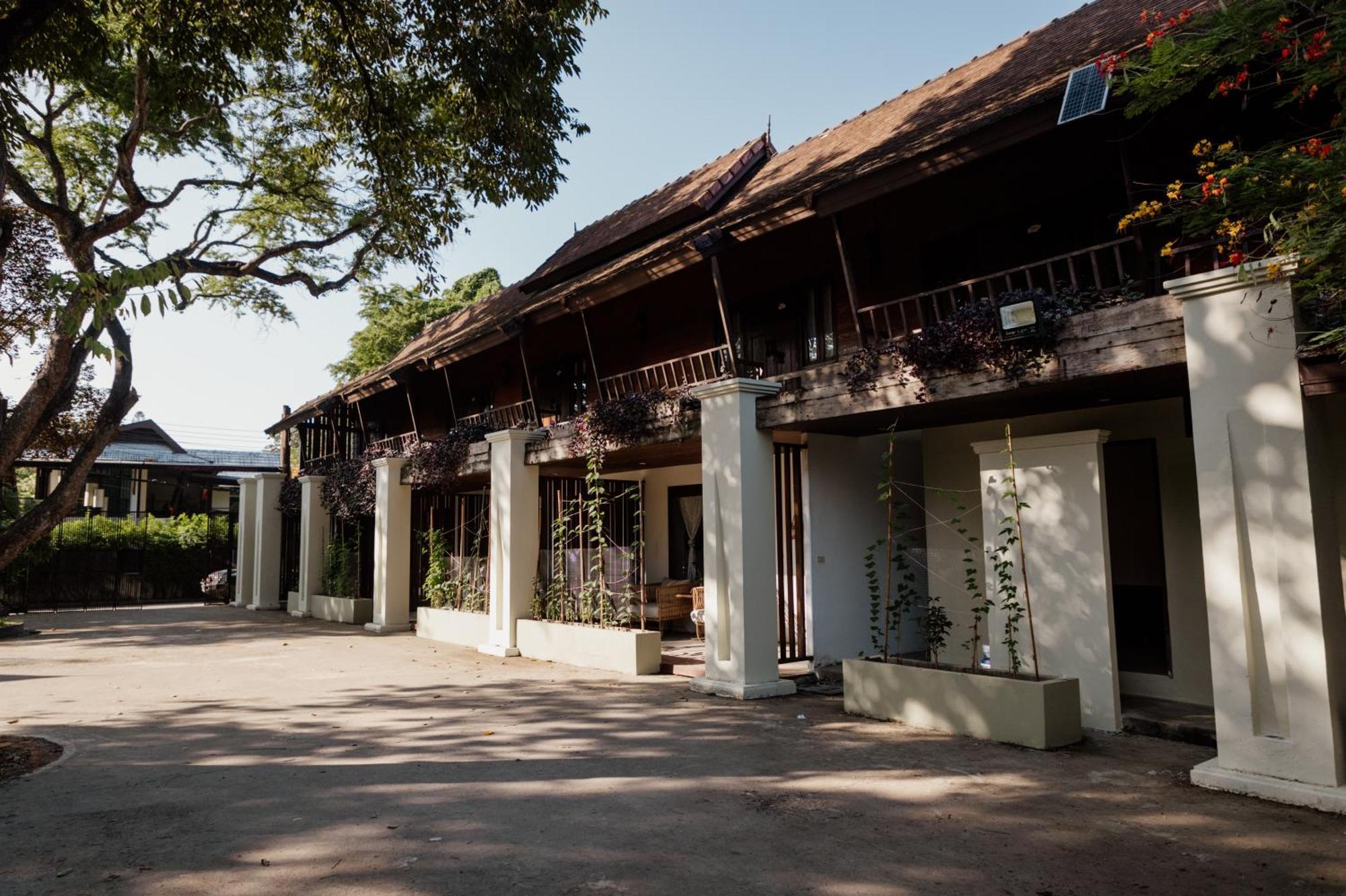 The Yard Hostel Τσιάνγκ Μάι Εξωτερικό φωτογραφία