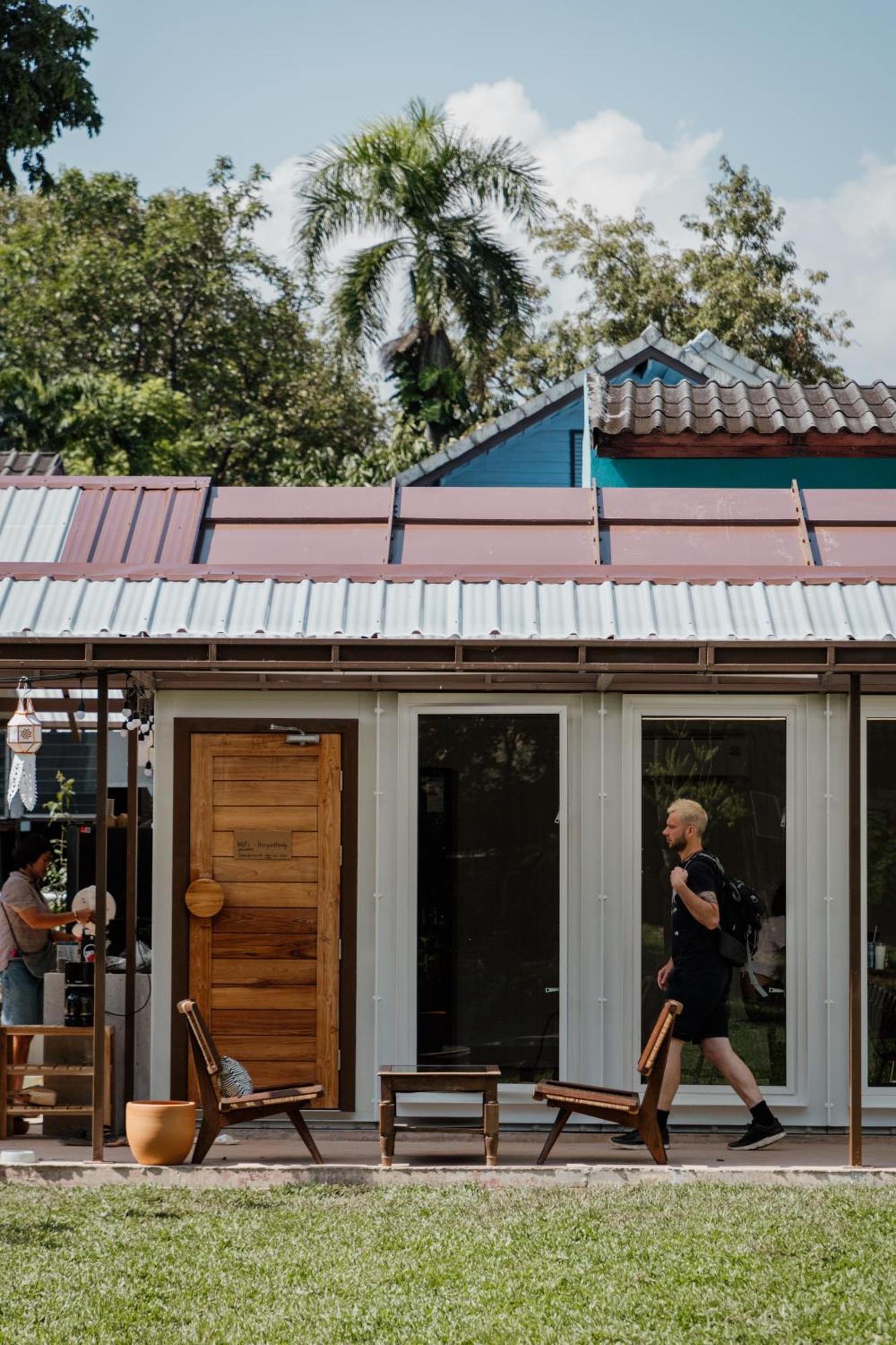 The Yard Hostel Τσιάνγκ Μάι Εξωτερικό φωτογραφία